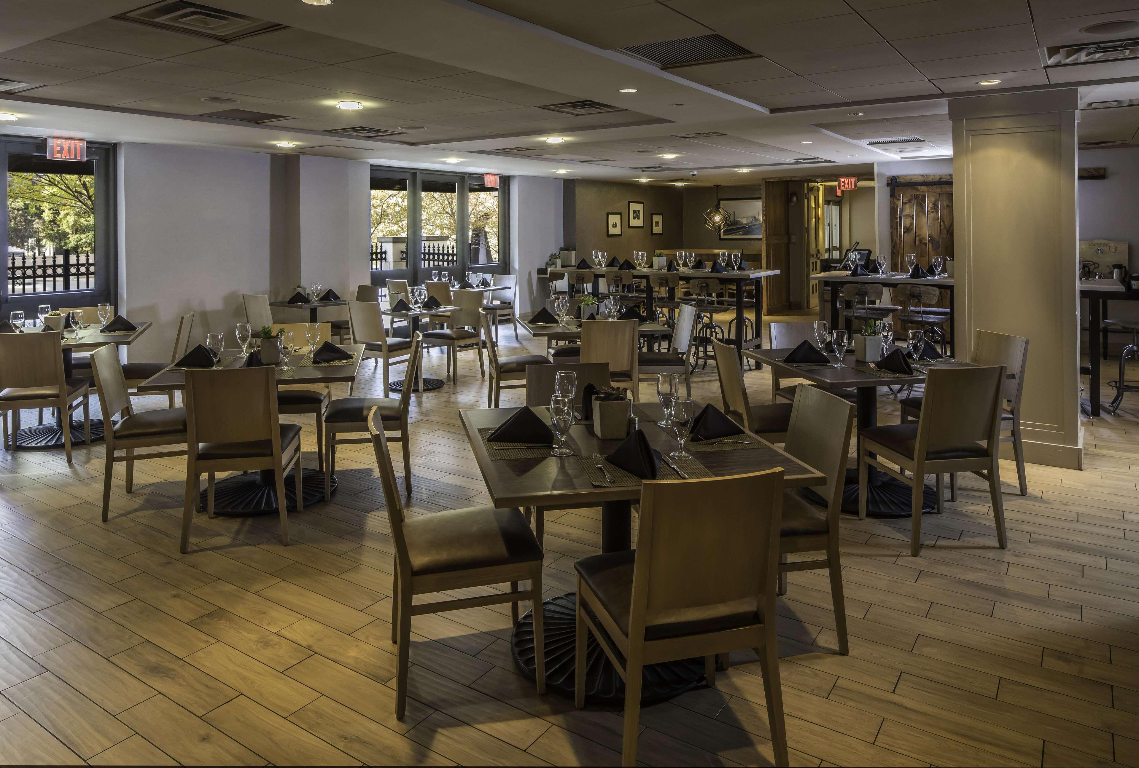 Doubletree By Hilton Hotel & Suites Pittsburgh Downtown Exteriér fotografie